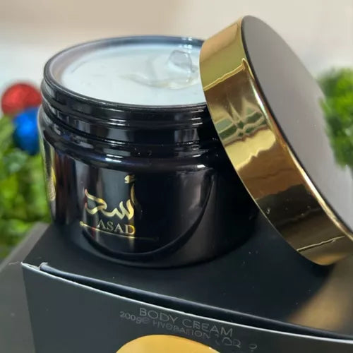 Creme Hidratante Corporal Isabelle La Belle 200ml Pote Fragrância Amadeirado
